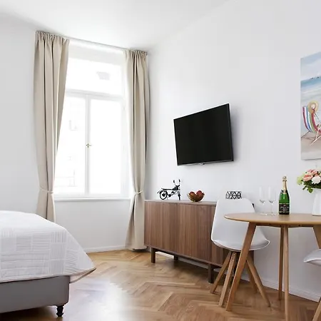 Bear Fountain Residence Prague Exterior photo